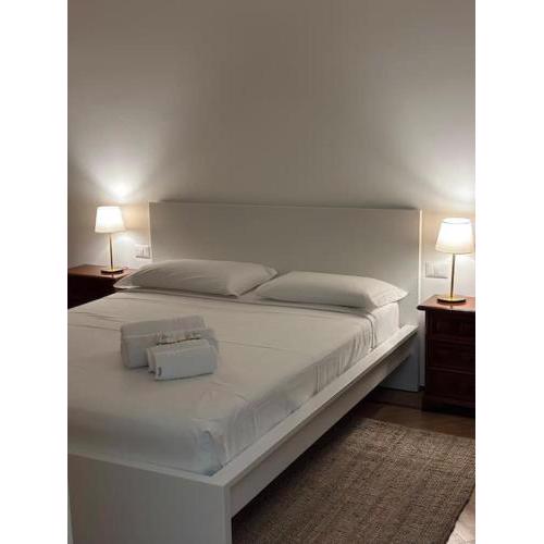 Newly renovated Apt - 20 min from Duomo