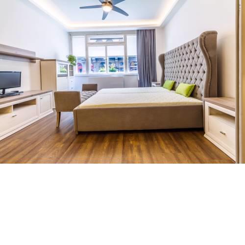 Newly Renovated home in Old Town