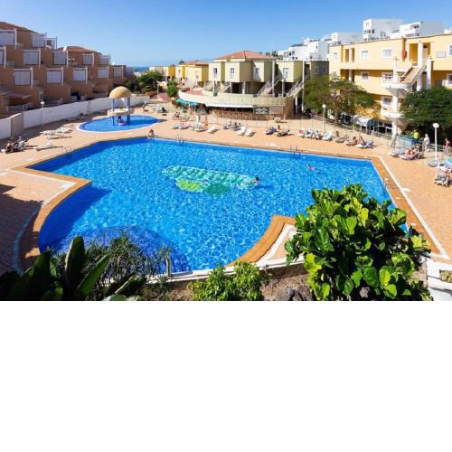 Newly renovated luxury modern apartment in Orlando complex, Costa Adeje