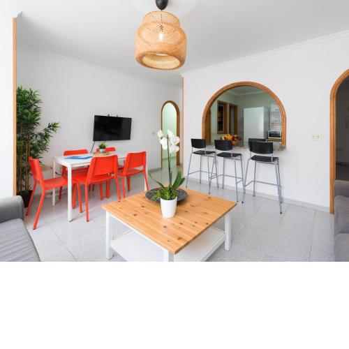 Next to the beach 5 beds - Wifi by CanariasGetaway