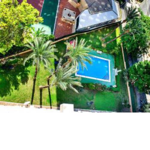NEXT TO THE ENGLISH AREA-3 bedroom-BENIDORM-Apt Alhambra EXTRA aire acond, y PARKING 10 eur dia