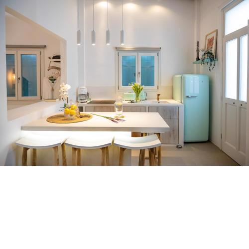 NiaN CYCLADIC SUITE