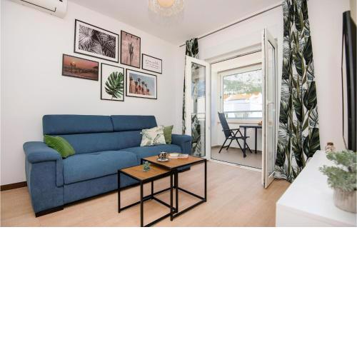 Nice apartment in Baska Voda with WiFi and 1 Bedrooms