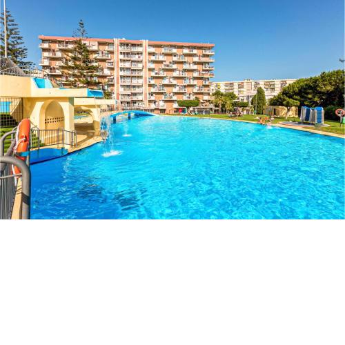 Nice apartment in Benalmdena with Outdoor swimming pool, WiFi and Swimming pool