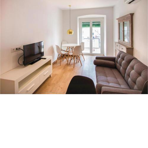 Nice apartment in Blanes with 2 Bedrooms and WiFi