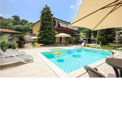 Nice apartment in Castellabate with 2 Bedrooms and WiFi