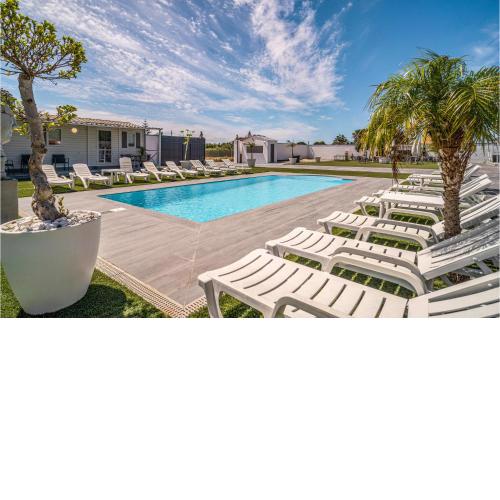 Nice Apartment In Chipiona With Outdoor Swimming Pool, Wifi And Swimming Pool