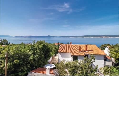 Nice apartment in Crikvenica w/ WiFi and 2 Bedrooms