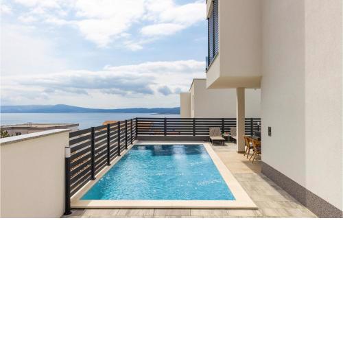 Nice apartment in Crikvenica with Outdoor swimming pool, WiFi and 2 Bedrooms