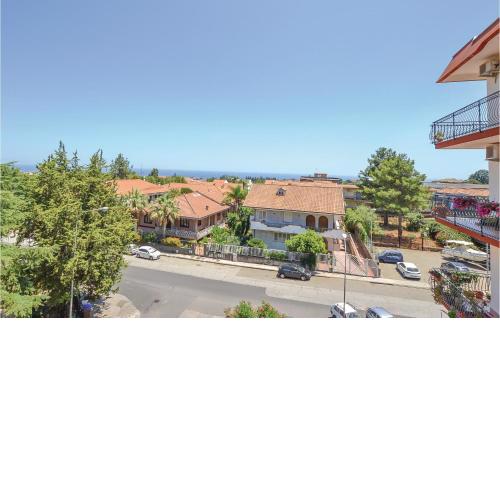 Nice apartment in Giarre with 3 Bedrooms and WiFi