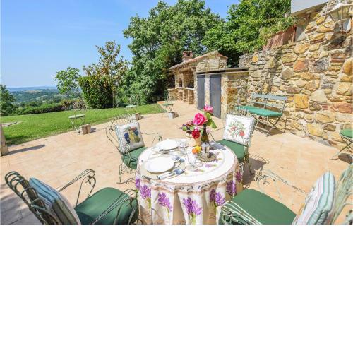 Nice Apartment In Loc, Scalabrelli With Wifi And 2 Bedrooms