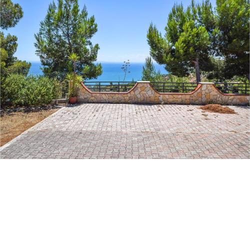 Nice Apartment In Mattinata With Wifi And 1 Bedrooms