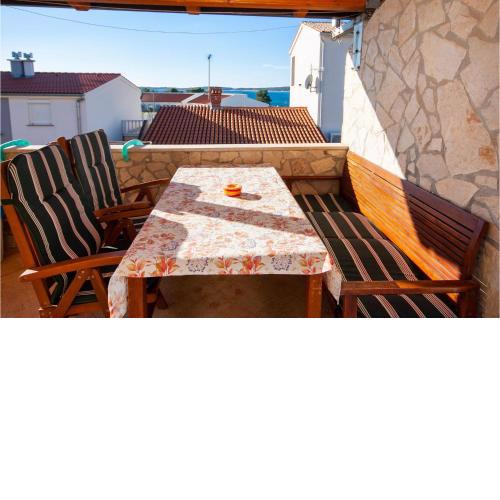 Nice apartment in Medulin with 1 Bedrooms