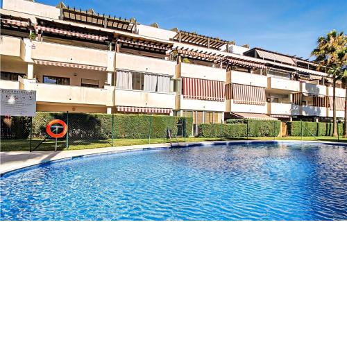 Nice apartment in Mijas with Outdoor swimming pool, WiFi and 2 Bedrooms