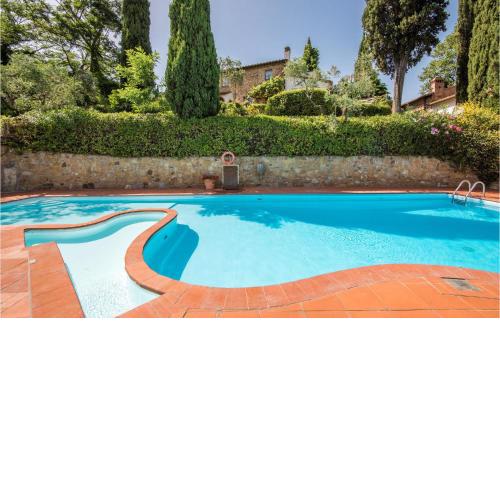 Nice apartment in Montaione with Outdoor swimming pool, WiFi and 2 Bedrooms