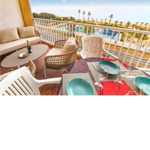 Nice Apartment In Pineda De Mar With Wifi And 3 Bedrooms