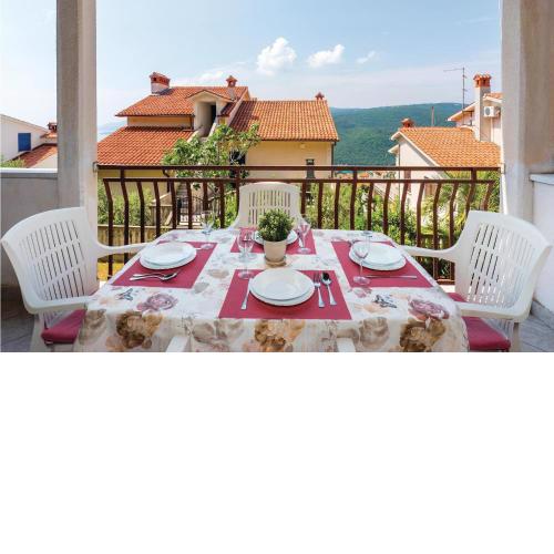 Nice apartment in Rabac with WiFi and 2 Bedrooms