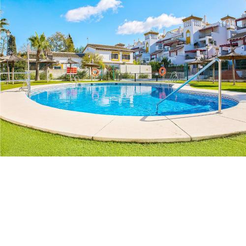 Nice Apartment In Sanlcar De Barrameda With Outdoor Swimming Pool, Wifi And Swimming Pool