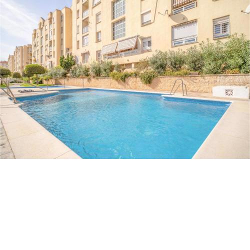 Nice apartment in Torremolinos with Outdoor swimming pool, WiFi and 2 Bedrooms