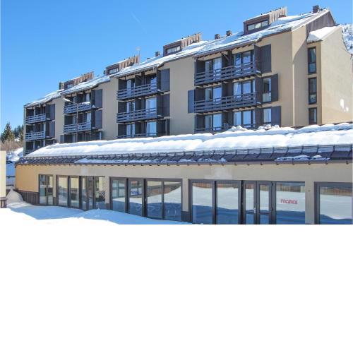 Nice Apartment In Vason With 1 Bedrooms And Wifi