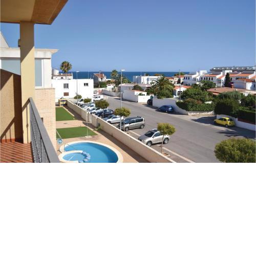 Nice Apartment In Vinaros With Wifi, Outdoor Swimming Pool And Swimming Pool