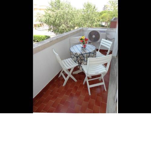 Nice Apartment Near the Beach and Centre by Beahost Rentals