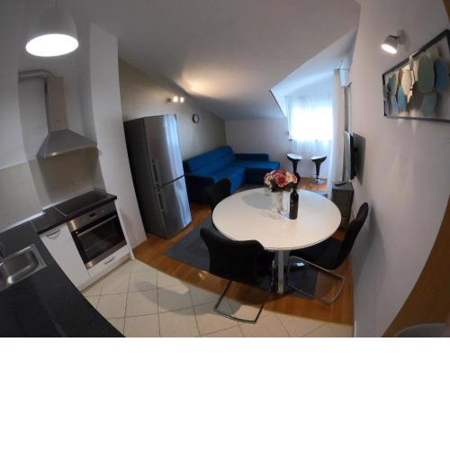 Nice apartment with great location (6+2)