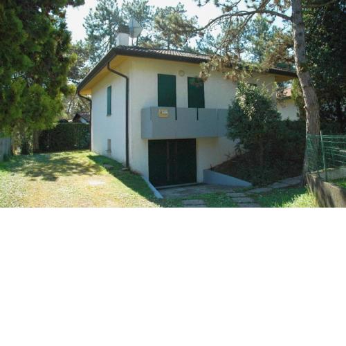 Nice Detatched Villa in front of the park and close to the sea