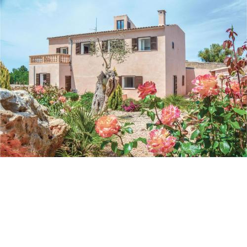Nice Home In Ariany With 4 Bedrooms, Wifi And Private Swimming Pool