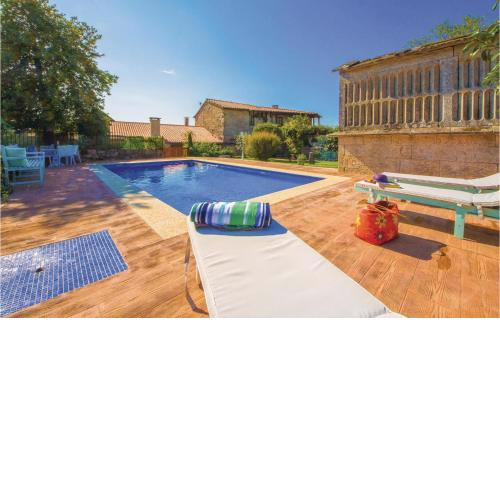 Nice Home In Cernedo With Private Swimming Pool, Outdoor Swimming Pool And Swimming Pool