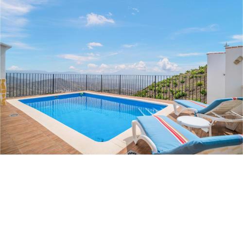 Nice Home In El Borge With Outdoor Swimming Pool, Swimming Pool And 3 Bedrooms