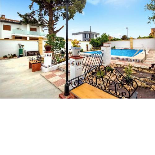 Nice Home In El Ventorrillo With Outdoor Swimming Pool, Wifi And Private Swimming Pool