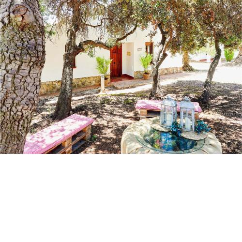 Nice home in Estepa with Outdoor swimming pool, WiFi and 2 Bedrooms