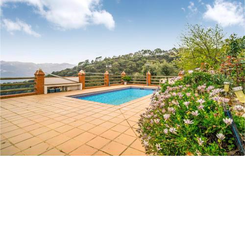 Nice home in Jubrique with Outdoor swimming pool and 4 Bedrooms