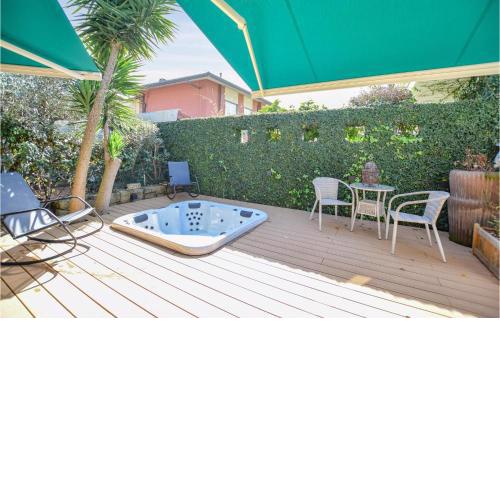 Nice home in Lido di Camaiore with WiFi and 3 Bedrooms