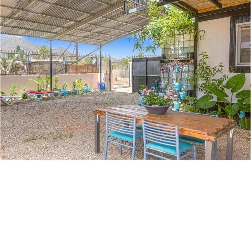 Nice Home In Los Puertos De Arriba With Wifi And 1 Bedrooms
