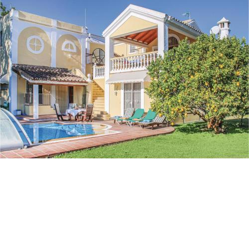 Nice Home In Marbella With 6 Bedrooms, Wifi And Swimming Pool