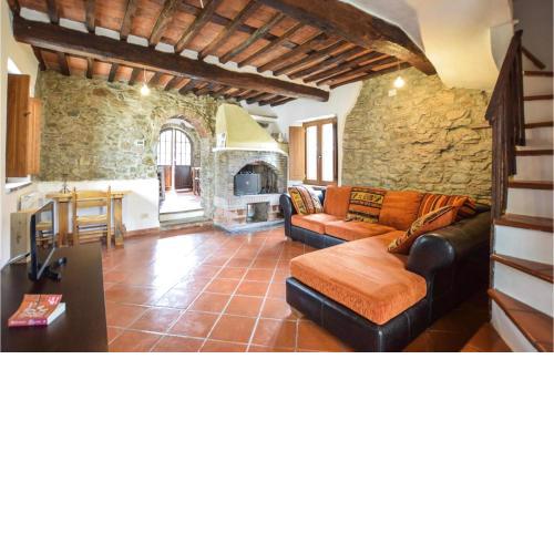 Nice Home In Massarosa With Wifi And 2 Bedrooms