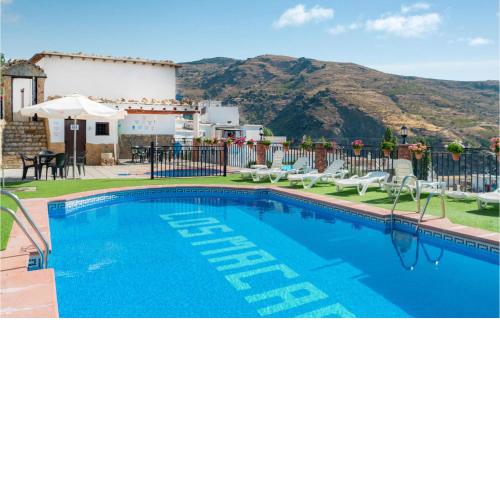Nice home in Mecina Bombarn with Outdoor swimming pool, WiFi and 2 Bedrooms