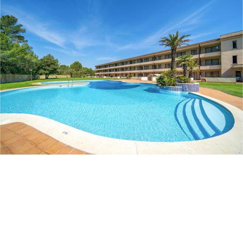 Nice home in Pals with Outdoor swimming pool, WiFi and 3 Bedrooms