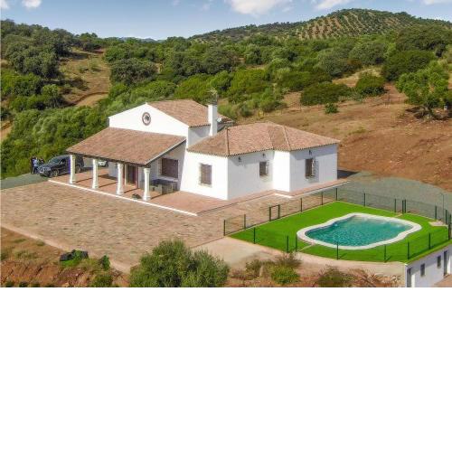 Nice Home In Peaflor With Wifi, Swimming Pool And 4 Bedrooms