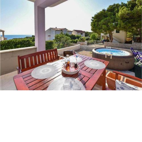 Nice home in Primosten with 4 Bedrooms