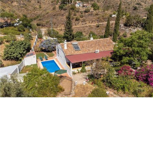 Nice home in Rincn de la Victoria with 3 Bedrooms, WiFi and Outdoor swimming pool