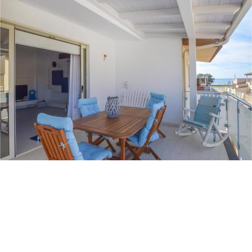 Nice home in Santa Croce Camerina with WiFi and 3 Bedrooms