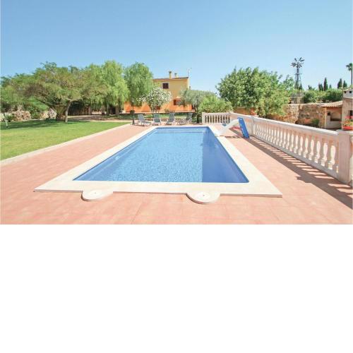 Nice Home In Sencelles With 4 Bedrooms, Wifi And Private Swimming Pool