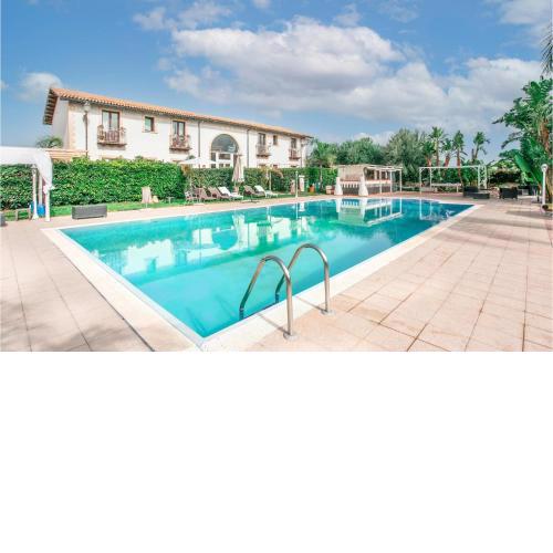 Nice home in Siracusa with 2 Bedrooms, WiFi and Outdoor swimming pool