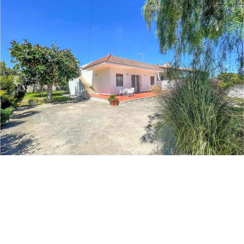 Nice home in Torre Specchia Ruggeri with 3 Bedrooms