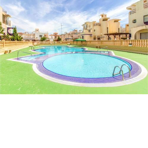 Nice home in Torrevieja with WiFi and 3 Bedrooms