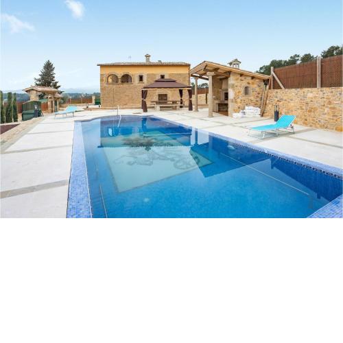 Nice Home In Vilademuls With Wifi, Swimming Pool And 5 Bedrooms
