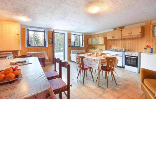 Nice home in Zuclo with 2 Bedrooms